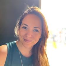 Michelle Bergquist (LibrarianMB)