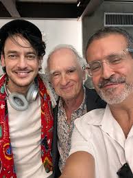 Taking in Roger H. Simon in the new play, In The Shadow of Her Father.  Sunday afternoon theatre. Reception followed… Sold out weekend Tickets:  https://www.59e59.org/shows/show-detail/in-the-shadow-of-her-father/  #theatre #actorlife #nyctheatre