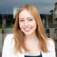 Noelle Hassett's Instagram, Twitter & Facebook