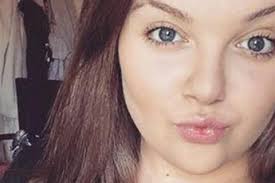 Gravid 19-årig så sin far i opslag på Facebook: Da hun genkendte ham,  ringede hun straks til politiet