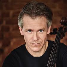 It's National Small Business Week! Metzler Violin Shop is proud to have  supported Los Angeles musicians for almost 46 years. In 1979, Tom opened  his shop in Glendale with co-owner David Rivinus.