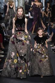 Elie saab couture fall winter 2016 paris. Elie Saab Fall Winter 2016 17 Moms And Daughters Fab Fashion Blog