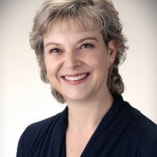 Leann Mote's Instagram, Twitter & Facebook