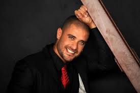 Diogo será acompanhado de uma banda enxuta, com os cuidados de higiene e distanciamento recomendados pela oms. Diogo Nogueira Mostra Romantismo E Muito Samba Neste Domingo 14