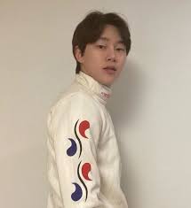 2014.09.30 05:30 조선일보 1초에 3~4번 공격 오가는 펜싱… 안전·공정한 판정 위해 첨단장비 이용 압력을 전기 신호로 바꾸는 '압력 센서'… 종목. ê¶Œí˜„ë¹ˆ 6ë…„ ë§Œì— ìž…ì€ íŽœì‹±ë³µ íƒœí‰ì–' ì–´ê¹¨ ì‹œì„ ê°•íƒˆ Sns ì»· ë„¤ì´íŠ¸ë‰´ìŠ¤