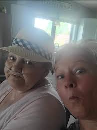 Linda Lou Knight Lund's Obituary