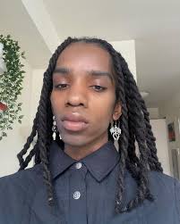 ⠀⠀⠀⠀⠀⠀⠀⠀ Oji