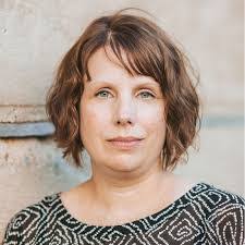 Janet Faris's Instagram, Twitter & Facebook