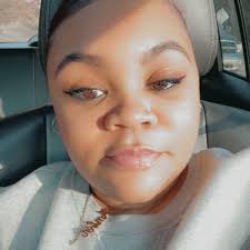 Amber Conover's Instagram, Twitter & Facebook