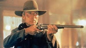 Em 1975, clint dirigiu e fez o personagem principal em the eiger sanction. Spiegelbild Der Usa Clint Eastwood Wird 90 Filme Dw 31 05 2020