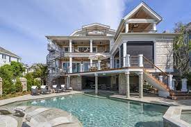 This fully updated, professionally decorated 1br villa is steps from hilton head's iconic lighthouse and marina and is truly a little jewel. Hilton Head S Best Oceanfront Rental Homes