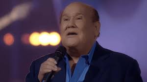 La "pegó" como cantante en el exterior, quiso ser gobernador y asegura que  puede sanar con sus manos: la increíble vida de Leo Dan | Crónica | Firme  junto al pueblo