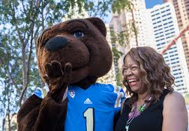Headquarters for ucla merchandise, direct from the ucla campus. Ucla Mascot Joe Bruin Jokes Around With Mary Wells On Tuesday Oct 11 2016 Outside T Mobile Arena In Las Vegas The Four Iconic Mascots From Kentucky North Carolina Ohio State And Ucla