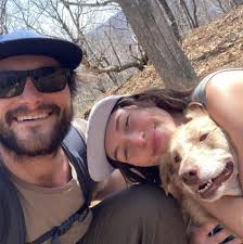 Britt Jones and Evan Larkin's Wedding Website