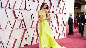 Warum der rote teppich der oscars fans hatte, die rot sahen. Oscars 2021 Uber Diese Highlights Spricht Das Netz Kultur Nordbayern