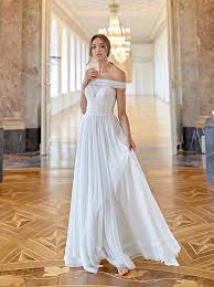 Maybe you would like to learn more about one of these? Brautkleid Heiraten In Oberfranken