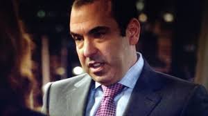 Louis Litt (Rick Hoffman) bleu clair chemise à carreaux comme