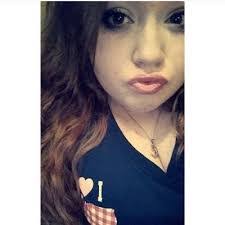 Desirae Freeman's Instagram, Twitter & Facebook