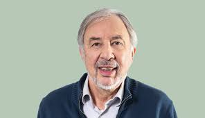 Dr. Klaus-Martin Groth