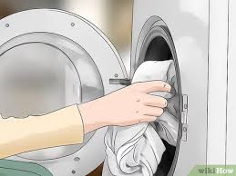 Müssen sie ältere urinflecken aus der matratze entfernen, dann benutzen sie dazu am besten natron oder waschsoda. Eine Matratze Von Erbrochenem Reinigen 12 Schritte Mit Bildern Wikihow