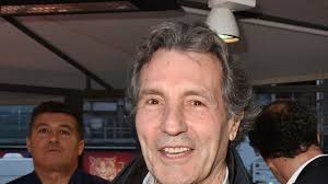 Soyez alerté à chaque nouvelle actu de : Se Pensant Hors Antenne Jean Jacques Bourdin Avoue Avoir Fait Une Faveur A Marion Marechal Pendant Une Interview Gq France