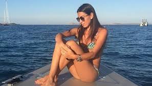 Последние твиты от gianluca mancini (@gianlucamancini). Giorgia Gabriele La Fidanzata Di Gianluca Vacchi Giorgia Gabriele La Fidanzata Di Gianluca Vacchi Supereva