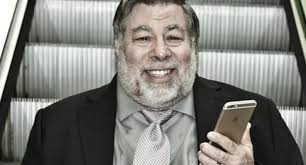 Here's why Steve Wozniak used to wait in line overnight for new Apple  products
