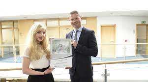 Darüber hinaus bietet es viele weitere. Wettbewerb Der Vr Bank Was Jugendliche In Der Uckermark Bewegt Nordkurier De