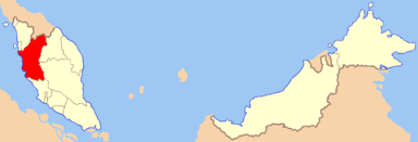 Ukuran bendera masih dikekalkan iaitu 6 kaki lebar dan 3 kaki panjang, mempunyai 14 jalur bagi melambangkan perpaduan 13 buah negeri dan 1. Perak Malaysia Wikiwand