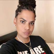 Lila Petty's Instagram, Twitter & Facebook