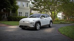Similar styling cues are seen on. India S First Fully Electric Suv Hyundai Kona Launched At Inr 25 Lakhs