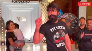 KGF star Yash rocks the dance floor at sons birthday party; fans celebrate  Rocky Bhais dance moves | Entertainment-others News - The Indian Express