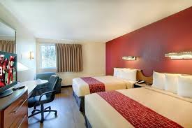 This hotel is 10.6 mi (17 km) from amherst college and 2.7 mi (4.3 km). Red Roof Inn South Deerfield South Deerfield Ma Jobs Hospitality Online