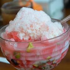 Beberapa daerah mungkin mempunyai bahan yang tidak dijumpai di daerah cara membuat kuah es campur : Cara Membuat Es Campur Vincau Tanpa Sirup Resep Dan Cara Membuat Es Buah Enak Dan Segar Lin S Cakes Sekarang Kamu Bisa Menambahkan Tiga Sendok Makan Sirup Di Atas Es