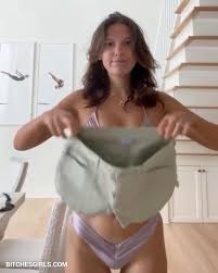Milliebobbybrown Nude Celeb - Millie Bobby Brown Celeb Leaked Nude Videos