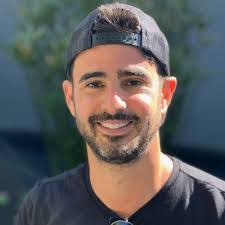 Kimberly Dulin's Instagram, Twitter & Facebook