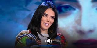 انتهت الفنانة حورية فرغلي من تصوير حلقة جديدة من برنامج «أنا وأنا»، الذي حلّت فيه حورية تحدثت خلال الحلقة عن العديد من القضايا الشائكة في حياتها، وكشفت مفاجآت عديدة. Ø­ÙˆØ±ÙŠØ© ÙØ±ØºÙ„ÙŠ ØªØ®Ø¶Ø¹ Ù„Ø¹Ù…Ù„ÙŠØ© Ø¯Ù‚ÙŠÙ‚Ø© Ù„Ù…Ø¯ Ø© 10 Ø³Ø§Ø¹Ø§Øª