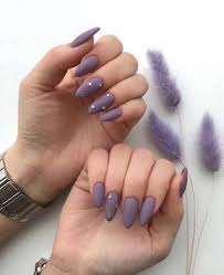 Su uso se ha popularizado bastante durante los últimos años y se han vuelto esenciales para definir el estilo de la material para uñas en acrílico color mate. 59 Mejores Disenos De Unas En Tendencia 2019 Almond Nails Designs Sharp Nails Perfect Nails