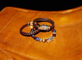 Buddha Stones Tigerauge Vierblättriges Kleeblatt Schmetterling Schutzarmband