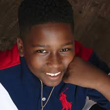 Charles Brown Jr. and Shafena Faust's Wedding Website