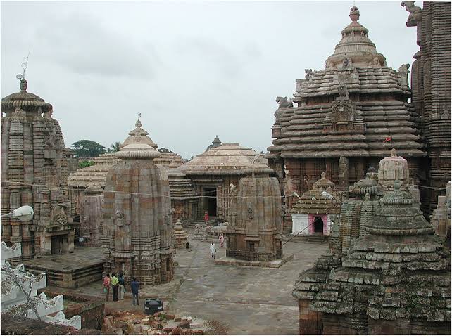Marvels of India – Lingaraj Temple, Bhubaneswar | God & I