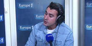 Le chroniqueur sportif a fait son retour dans l'émission après la polémique qui avait. Pascal Praud Sur Canal Pour Jour De Foot