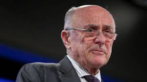 Calls for federal inquiry into retirement villages amid Aveo scandal