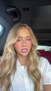 Shelby Watts's Instagram, Twitter & Facebook