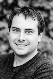 DORFZYTIG WARTH-WININGE mit offiziellen Mitteilungen der Gemeinde  Gemeinderatwahlen Seite 6-7 Helfen als Passion Seite 16-17 D