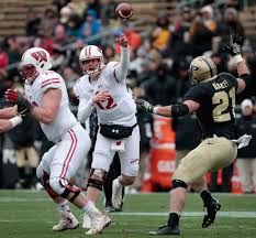 Badgers Football An Early Projection Of Wisconsins 2017