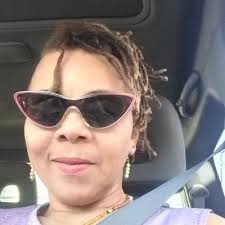 Julie Whiting (@julie_mckuen)