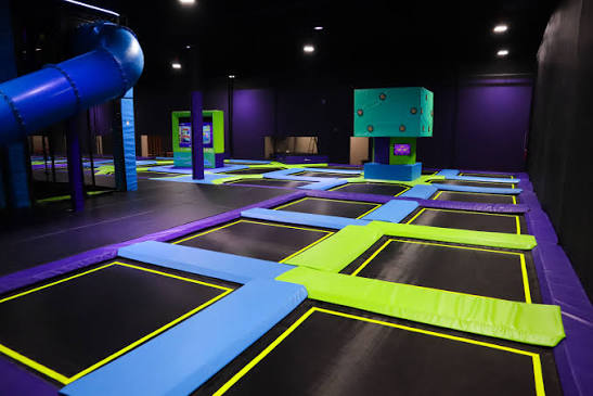 Altitude Trampoline Park - Franklin
