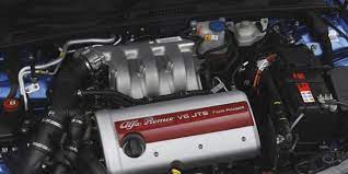When you are looking for the engines from rear, and then you can also notice that a governor places in the back of the engine at either side. V6 Vs V8 Which Is The Better Option