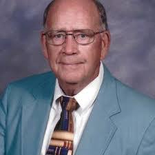 Kathy Hendren's Instagram, Twitter & Facebook